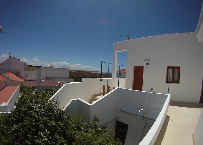 Hotel perto da faculdade: Ahoy Porto Covo Hostel